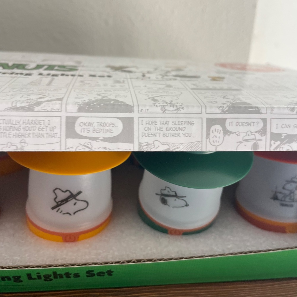 NEW Peanuts Beagle Scout String Light Set - Picture 4 of 11